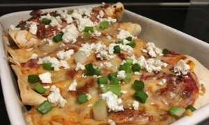 Recipe of Vegetarian enchiladas with tomato sauce and double cheese